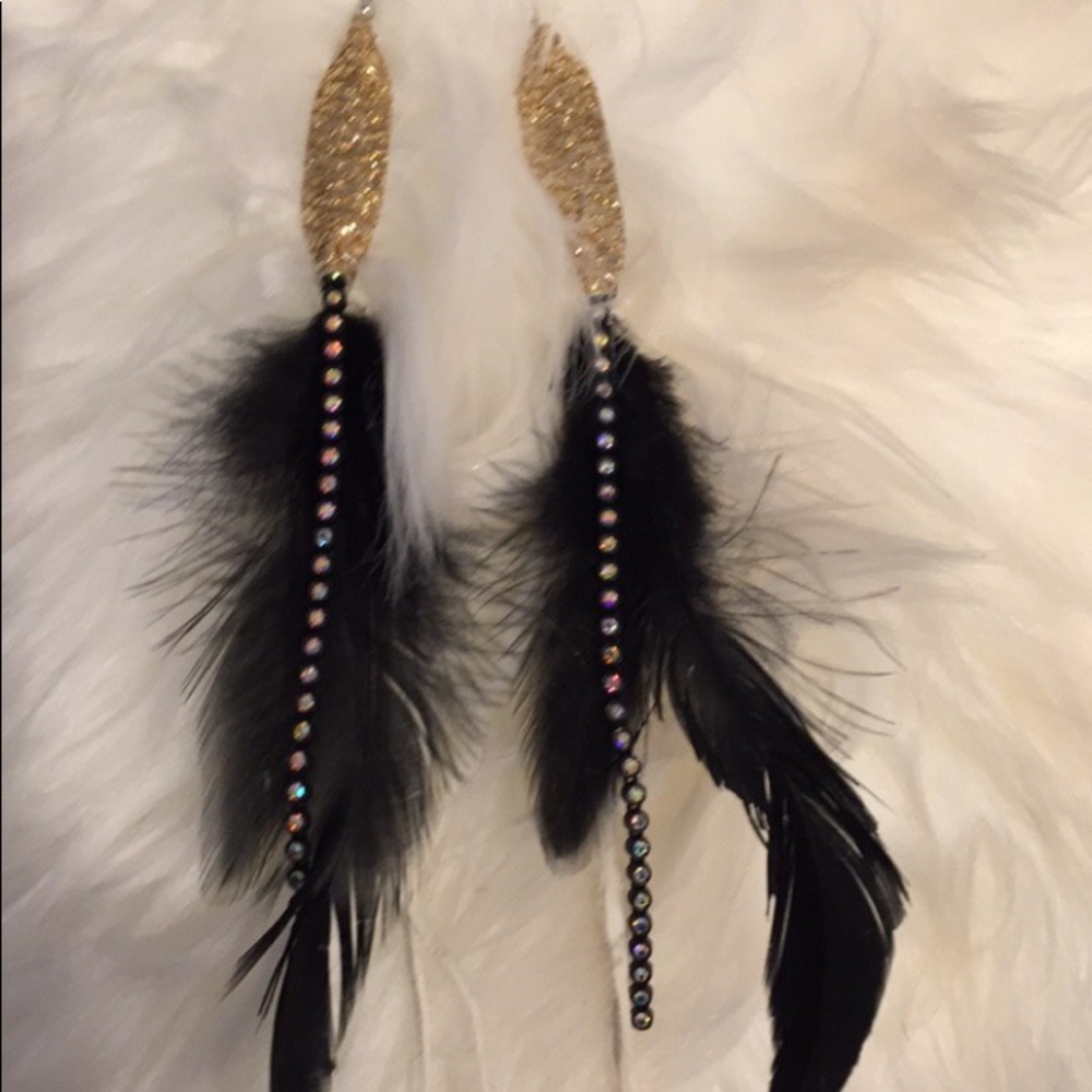 Feather leather earrings